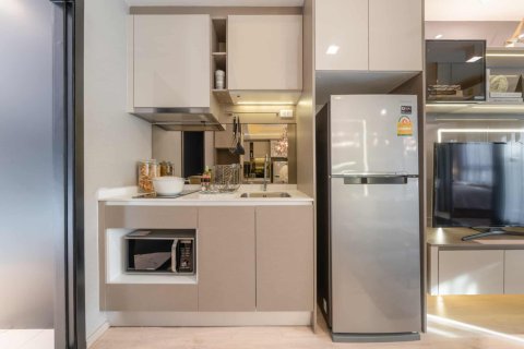 Кондоминиум с 1 спальней в Бангкоке, Таиланд № 170189 - фото 11