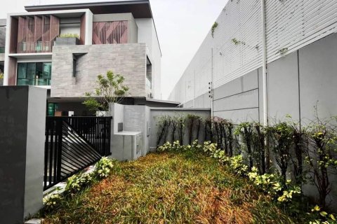 Villa à Bangkok, Thaïlande 4 chambres № 133784 - photo 23