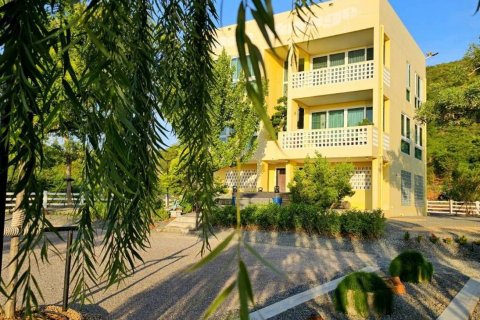 Дуплекс в Хуа Хине, Таиланд с 2 спальнями  № 136078 - фото 3