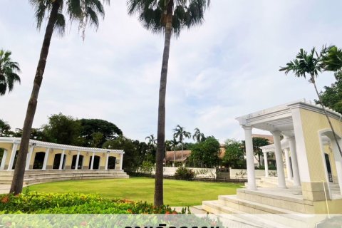 House in Pak Kret, Thailand 4 bedrooms № 136075 - photo 5