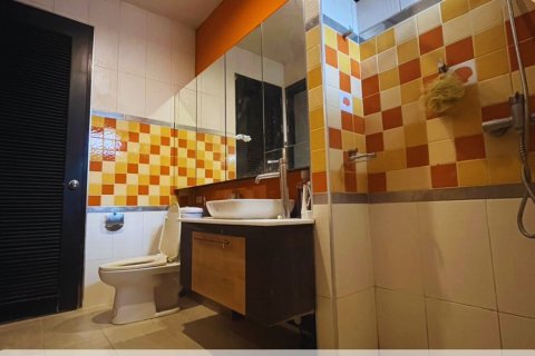 House in Pak Kret, Thailand 4 bedrooms № 136075 - photo 21