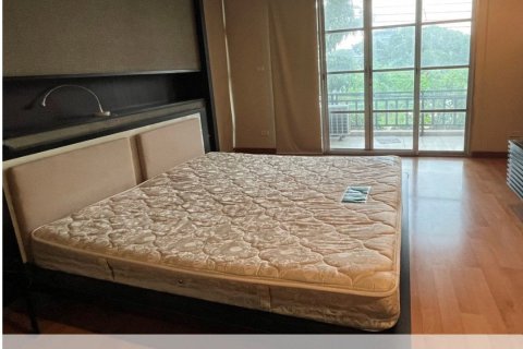 House in Pak Kret, Thailand 4 bedrooms № 136075 - photo 16