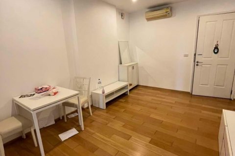 Студия в кондо в Кхлонг Сане, Бангкок, Таиланд № 140339 - фото 3