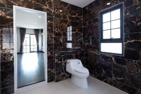 Maison à Taling Chan, Bangkok, Thaïlande 4 chambres № 148046 - photo 26