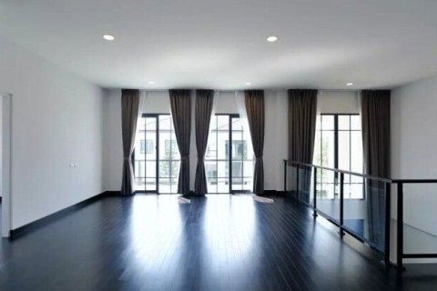 Maison à Taling Chan, Bangkok, Thaïlande 4 chambres № 148046 - photo 15