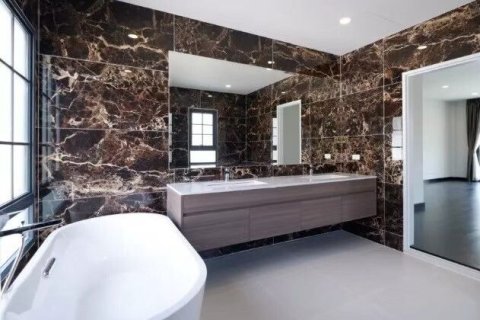 Maison à Taling Chan, Bangkok, Thaïlande 4 chambres № 148046 - photo 16