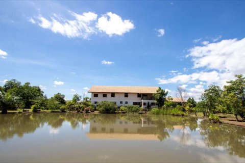 Maison à Chiang Mai, Thaïlande 4 chambres № 163922 - photo 1