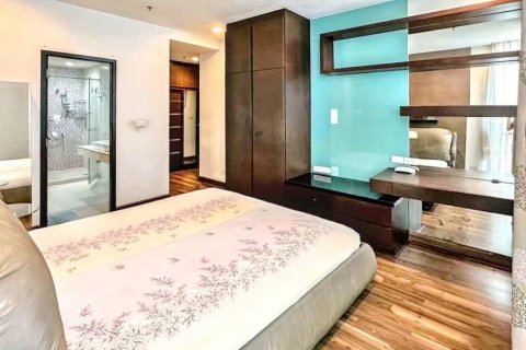 Condo in Bangkok, Thailand, 2 bedrooms  № 119101 - photo 9
