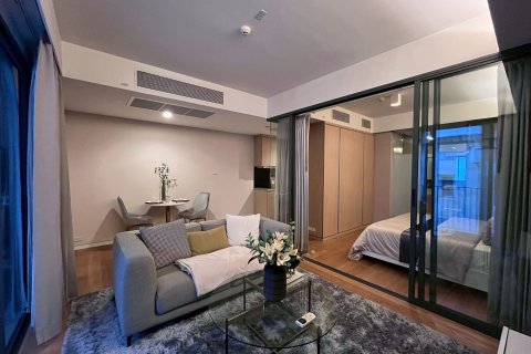 Студия в кондо в Ваттхане, Бангкок, Таиланд № 153479 - фото 1