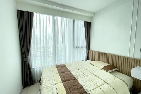 Studio in the Condo in Sathon, Bangkok, Thailand  № 153480 - photo 8