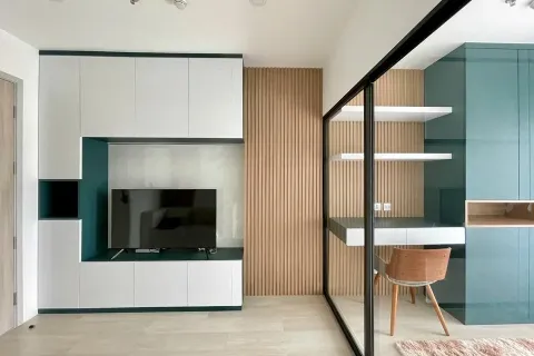 Studio in the Condo in Sathon, Bangkok, Thailand  № 153480 - photo 1