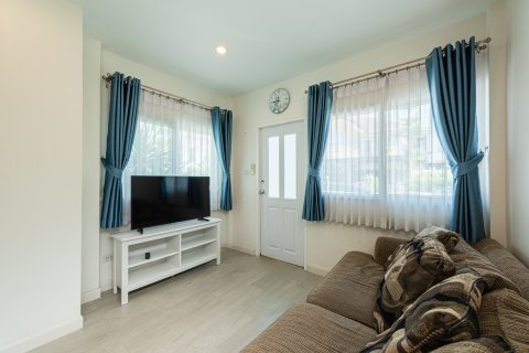 Maison à Bang Phli Yai, Thaïlande 4 chambres № 170508 - photo 15