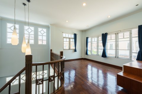 Maison à Bang Phli Yai, Thaïlande 4 chambres № 170508 - photo 7