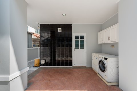 Maison à Bang Phli Yai, Thaïlande 4 chambres № 170508 - photo 14