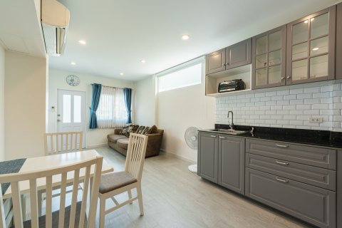 Maison à Bang Phli Yai, Thaïlande 4 chambres № 170508 - photo 16