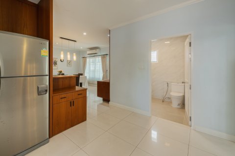 Maison à Bang Phli Yai, Thaïlande 4 chambres № 170508 - photo 2