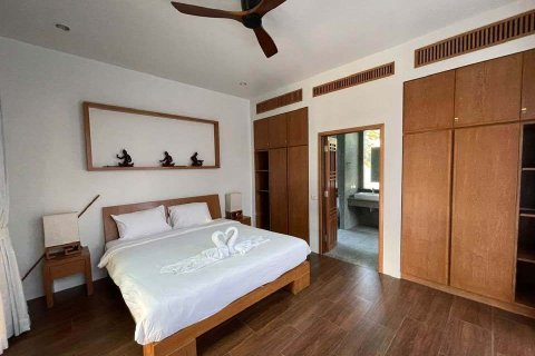 Villa in Phuket, Thailand 3 bedrooms № 170502 - photo 13