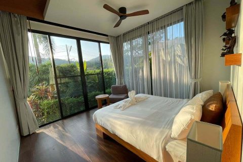 Villa in Phuket, Thailand 3 bedrooms № 170502 - photo 11