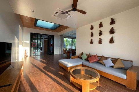 Villa in Phuket, Thailand 3 bedrooms № 170502 - photo 17