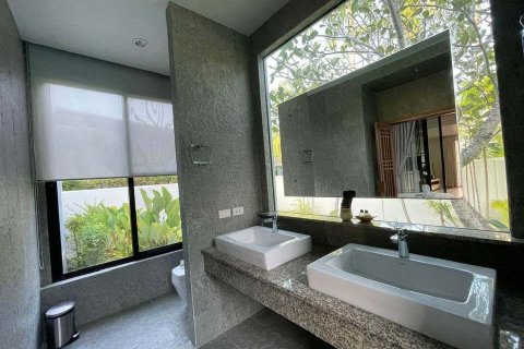 Villa in Phuket, Thailand 3 bedrooms № 170502 - photo 5