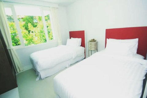 Кондоминиум с 2 спальнями в Хуа Хине, Таиланд № 170505