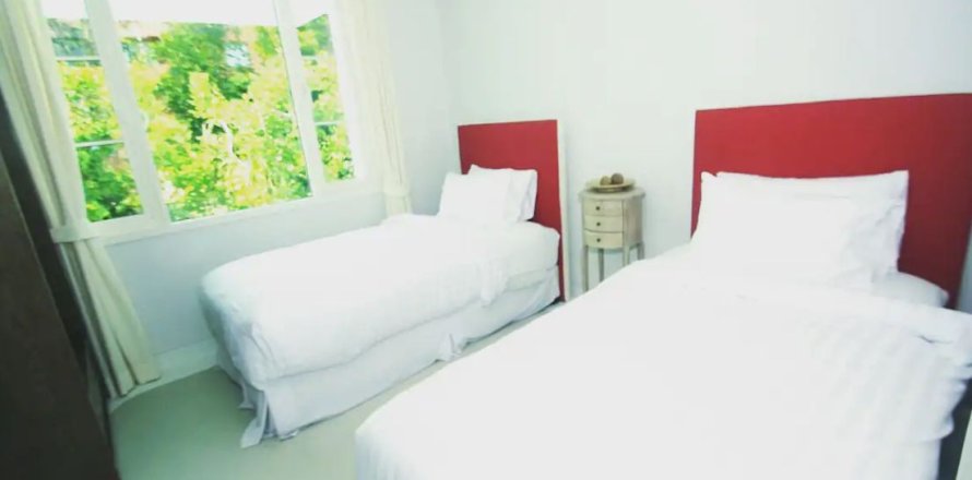 Кондоминиум с 2 спальнями в Хуа Хине, Таиланд № 170505