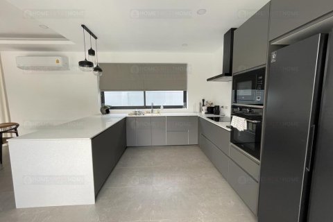 Villa in Ko Samui, Thailand 3 bedrooms № 180007 - photo 11