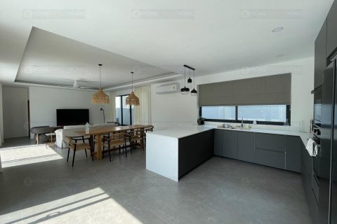 Villa in Ko Samui, Thailand 3 bedrooms № 180007 - photo 7