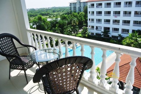 Condo sur Jomtien Beach, Pattaya, Thaïlande, 1 chambre № 204218 - photo 8