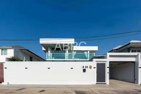 Casa de 5 dormitorios en Jomtien Beach, Pattaya, Tailandia № 211635 - foto 4