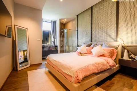 Casa de 4 dormitorios en Pattaya, Tailandia № 211634 - foto 4