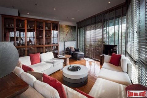 Apartment in Bangkok, Thailand 4 bedrooms № 193870 - photo 3