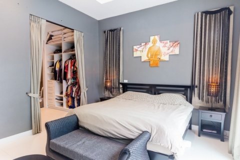 Villa in Hua Hin, Thailand 3 bedrooms № 168619 - photo 16