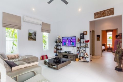 Villa in Hua Hin, Thailand 3 bedrooms № 168619 - photo 5