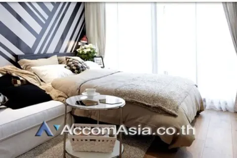 Condo in Khlong Toei, Bangkok, Thailand, 1 bedroom  № 217818