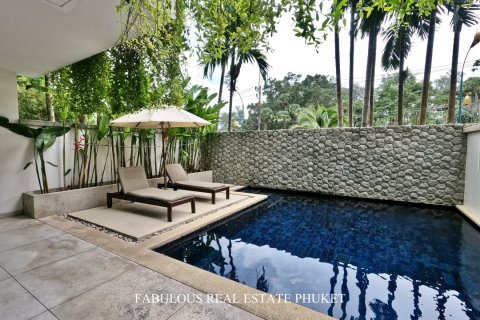 Condo on Surin Beach, Thailand, 2 bedrooms № 179780 - photo 2