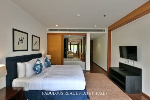 Condo on Surin Beach, Thailand, 2 bedrooms № 179780 - photo 9