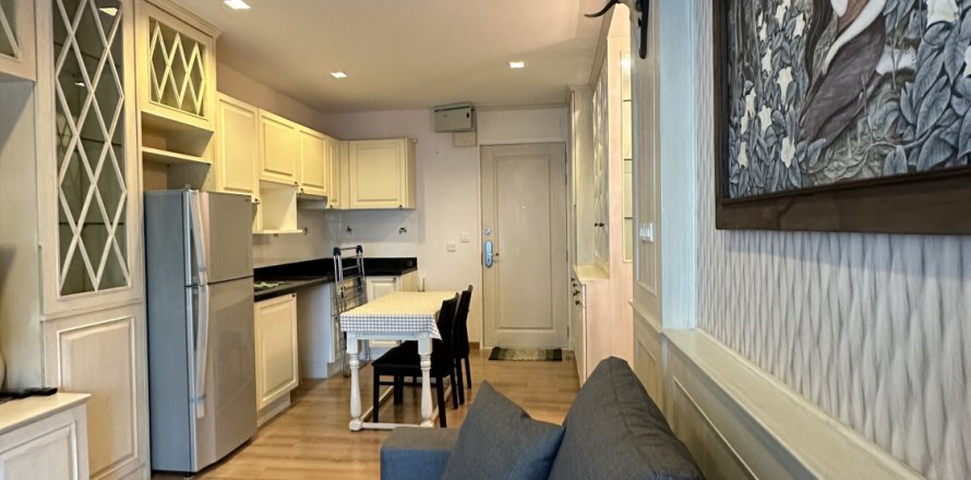 Condo à Pathum Wan, Bangkok, Thaïlande, 2 chambres  № 170512