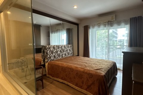 Condo à Pathum Wan, Bangkok, Thaïlande, 2 chambres  № 170512 - photo 2