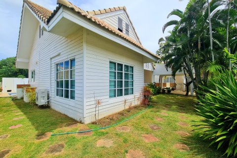Villa in Hua Hin, Thailand 3 bedrooms № 170514 - photo 11