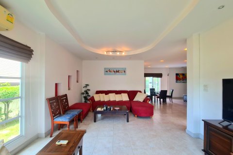 Villa in Hua Hin, Thailand 3 bedrooms № 170514 - photo 17