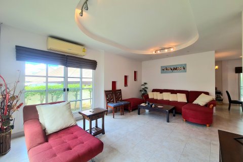 Villa in Hua Hin, Thailand 3 bedrooms № 170514 - photo 16