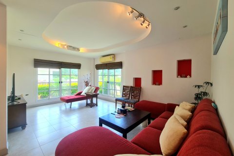 Villa in Hua Hin, Thailand 3 bedrooms № 170514 - photo 13