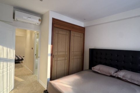 Condo in Khlong Toei, Bangkok, Thailand, 2 bedrooms  № 170509 - photo 5