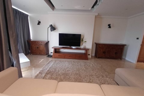 Condo in Khlong Toei, Bangkok, Thailand, 2 bedrooms  № 170509 - photo 12