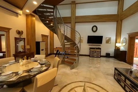 Вилла в Пхукете, Таиланд с 5 спальнями  № 170511 - фото 3