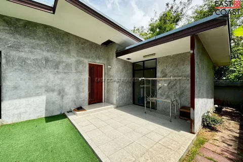 Casa de 3 dormitorios en Pattaya, Tailandia № 212517 - foto 12