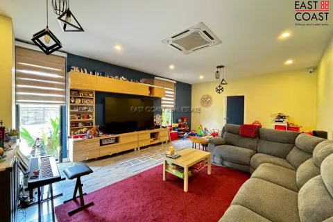 Casa de 3 dormitorios en Pattaya, Tailandia № 212517 - foto 14