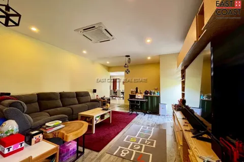 Casa de 3 dormitorios en Pattaya, Tailandia № 212517 - foto 16