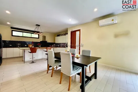 Casa de 3 dormitorios en Pattaya, Tailandia № 212517 - foto 18